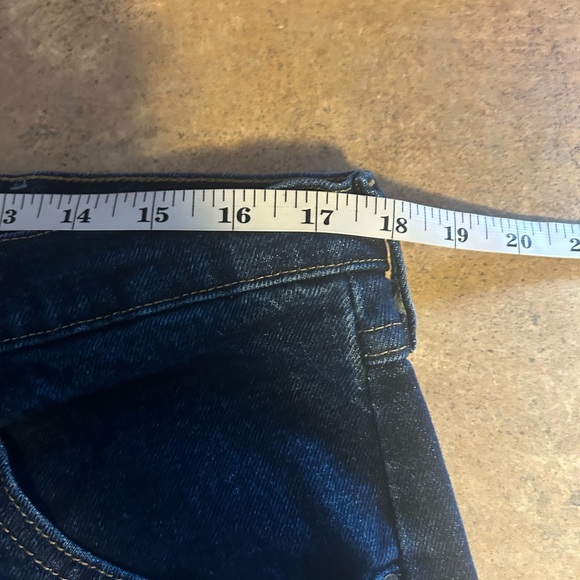 Wrangler Men's Blue Jeans - dark blue classic cut 36x29 - Picture 8 of 9